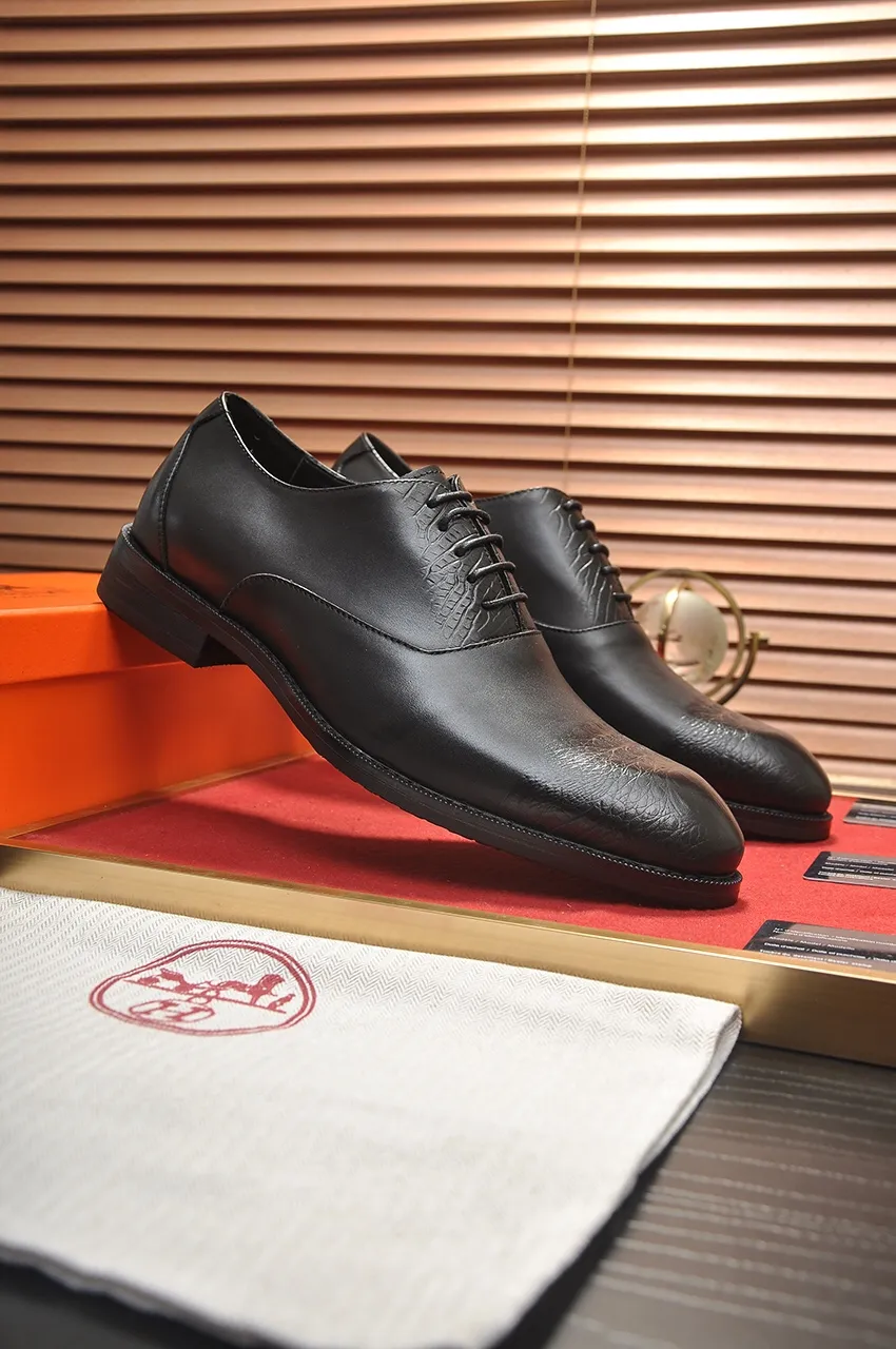 Men's shoes💰460💶[HERMES] (sheepskin lining)🍀Italian top luxury🍀He does not pursue novel styles and gorgeous colors, but attracts the favor of successful men with his flawless, elegant and classic style! This very, very comfortable, simple and stable style makes it easy to match any style! The pattern is absolutely 1:1 refined from the original case, and we strive for excellence in materials, imported cowhide + sheepskin lining💪💪💪extraordinary texture👍! .Black Brown Size: 38-45 (45 customized)
